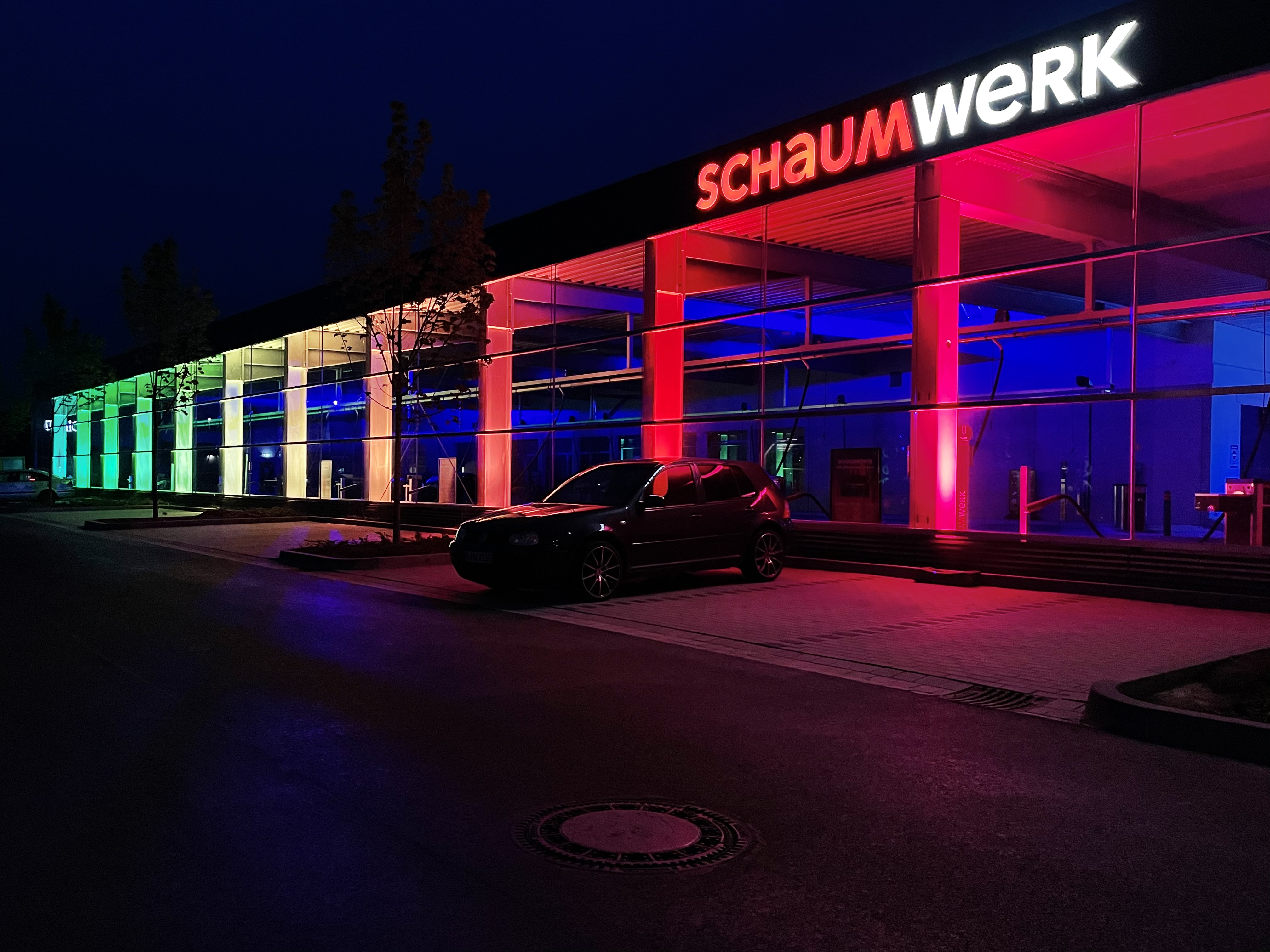 Architekturbeleuchtung im Waschtunnel des SCHAUMWERK Hildesheim